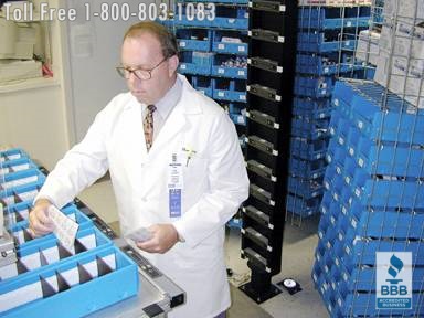 Hospital using industrial storage carousels for batch order picking for packaging