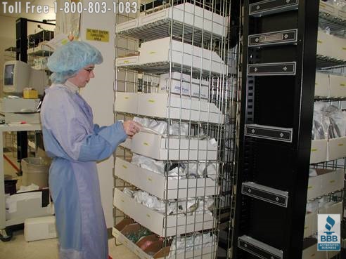 Storage carousels for batch picking hospital medical supplies