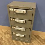 Personal weapon locker temporary pistol storage