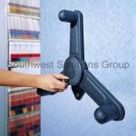 Sliding hand crank shelving three spoke locking handle