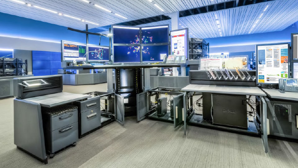 Mission critical consoles workstations rs
