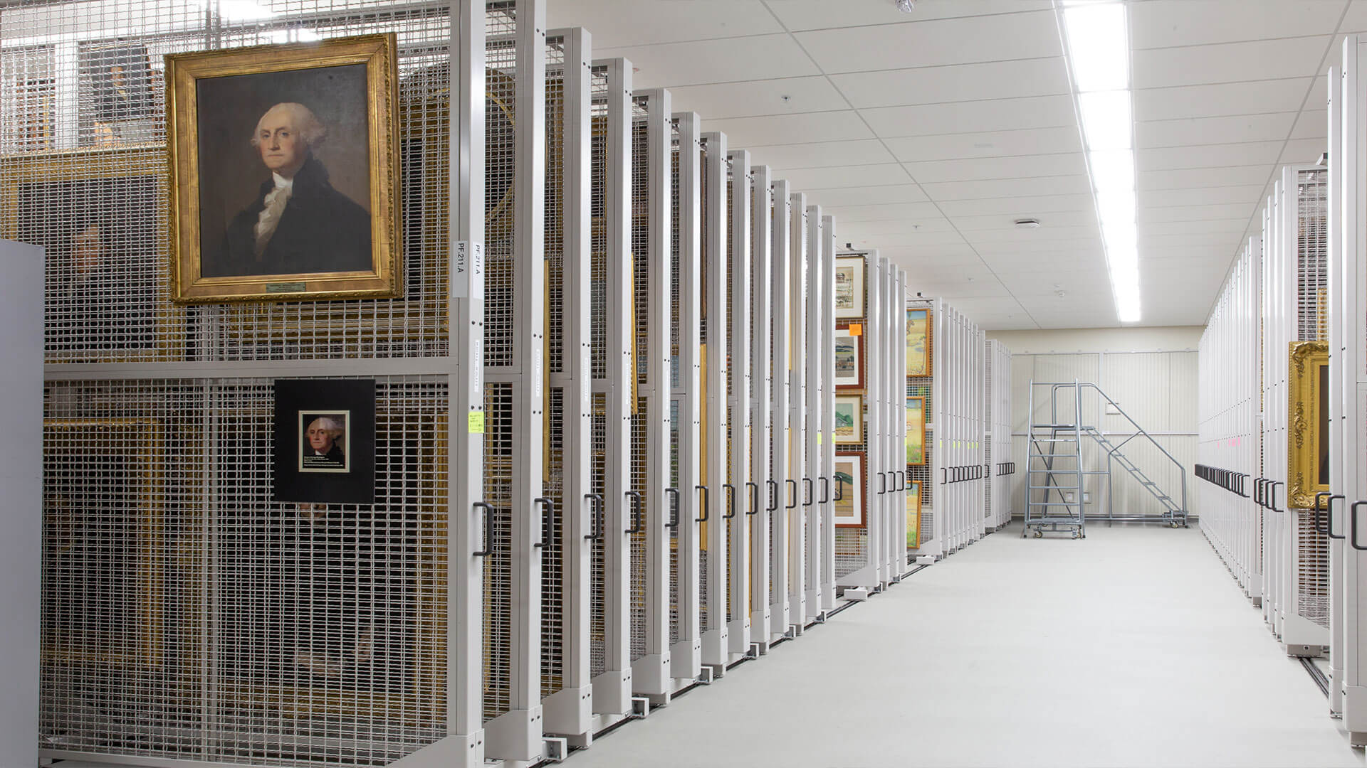 Storage rack for paintings store