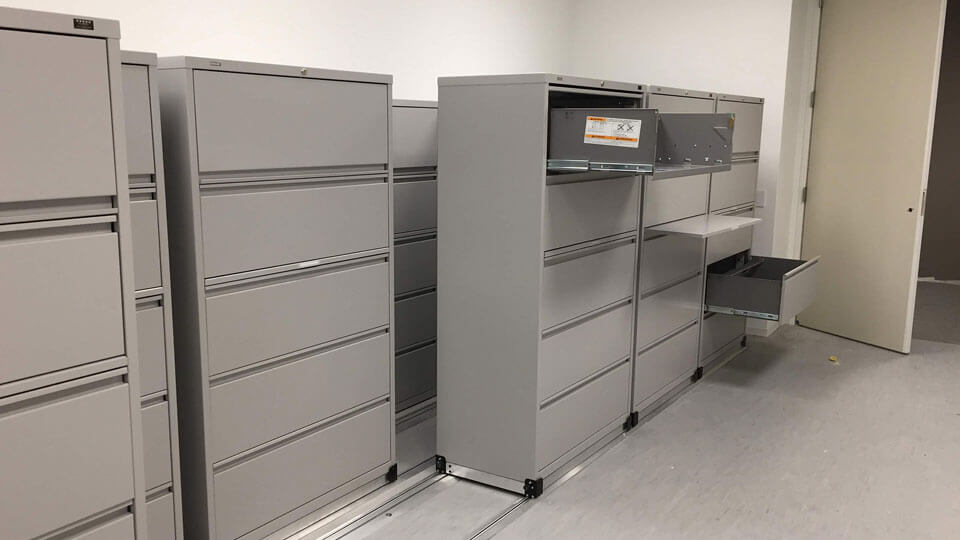 Sliding lateral file cabinets rs