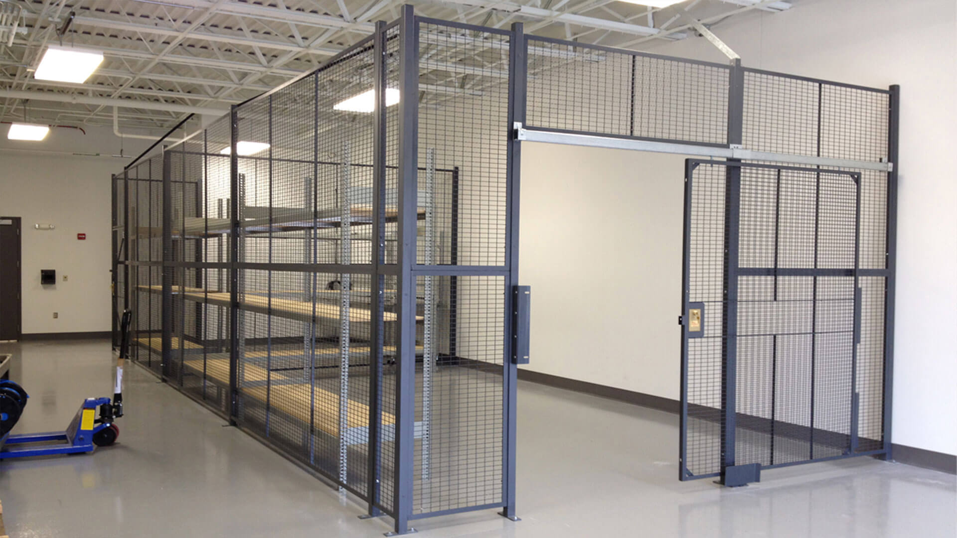 Wire partitions for law enforcement hd