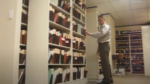 Sideways sliding shelves ssg