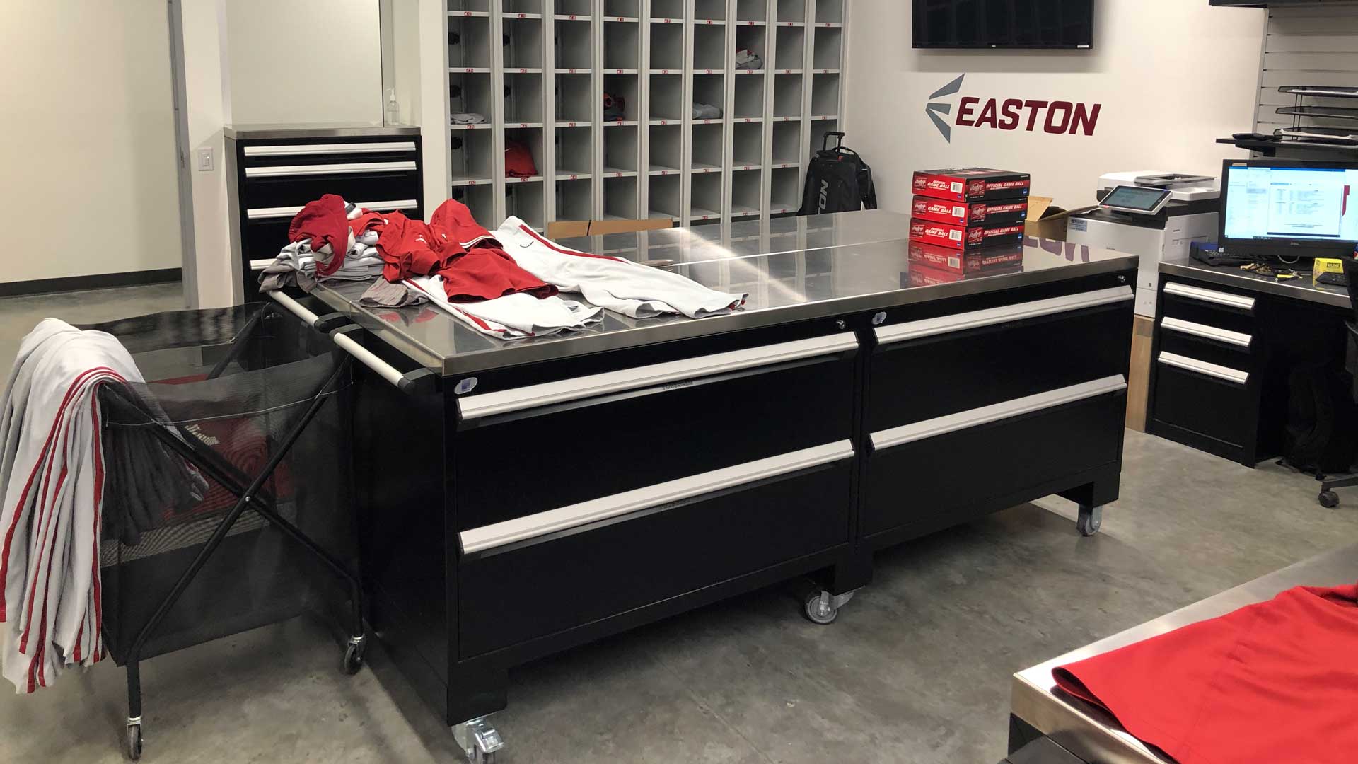 athletic modular cabinets with drawers