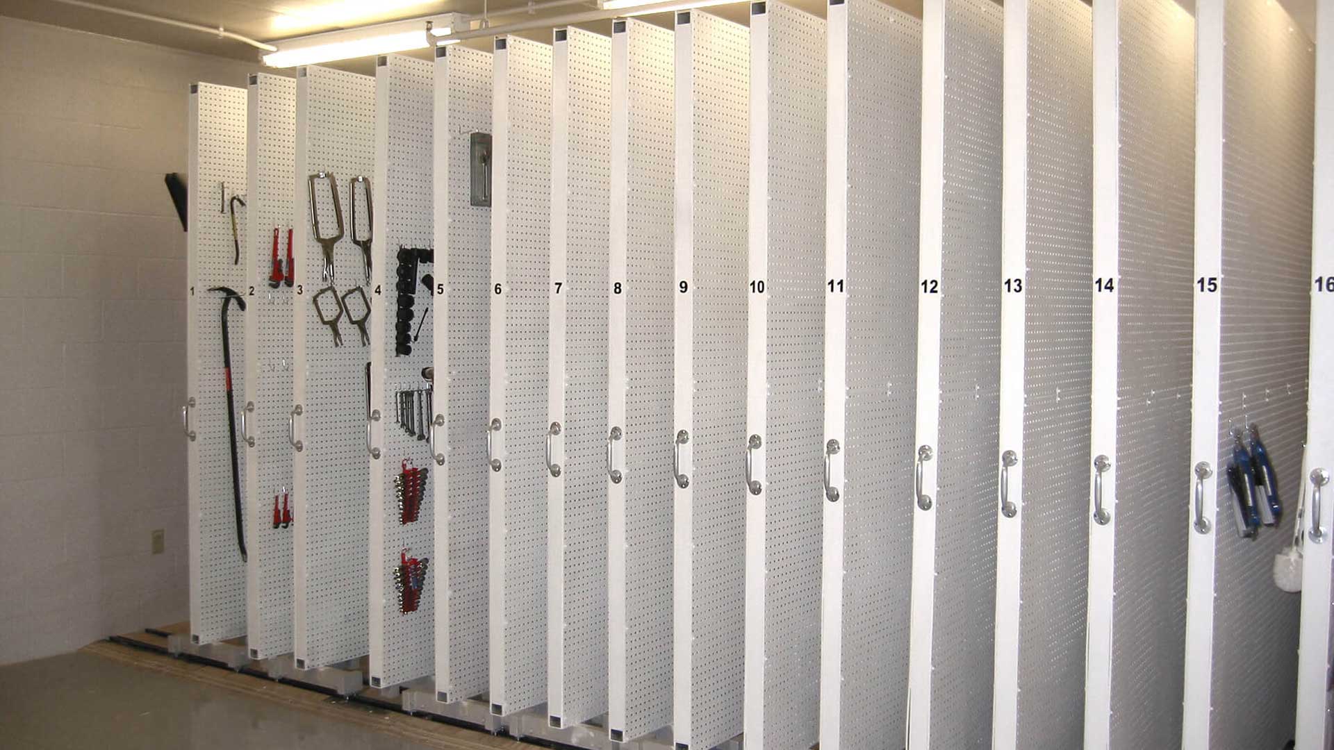 pull out mobile tool storage
