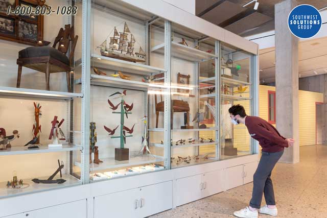 visible museum custom display cabinet