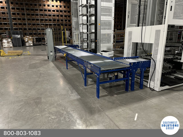 Pallet Conveyor in a Warehouse